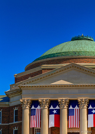 Dallas Hall Welcomes George W. Bush