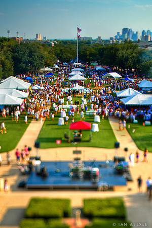 The Boulevard from Dallas Hall